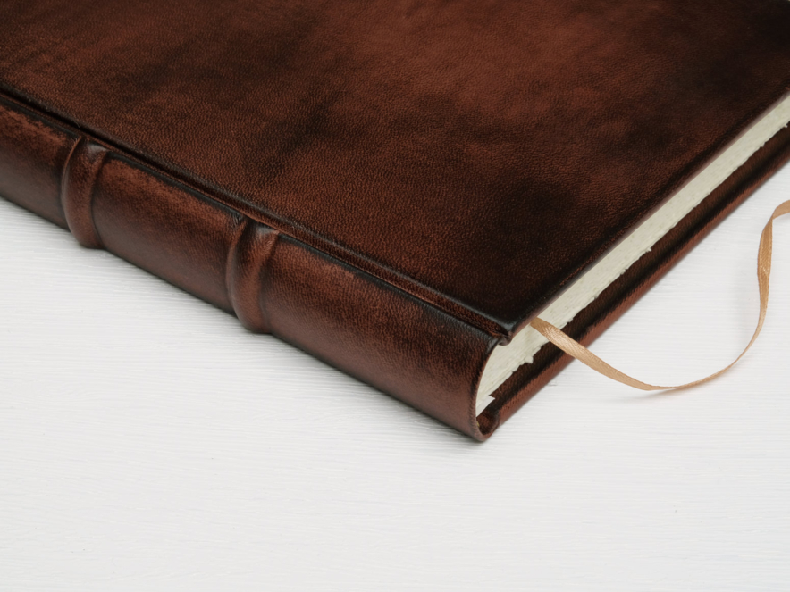 Gæstebog Cicero Antik Læder Brun 180 x 260 mmproduct image #2