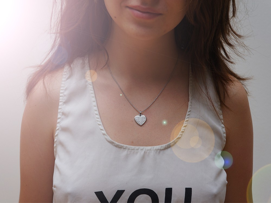 Halskæde Inori Sparkly Heartproduct image #3